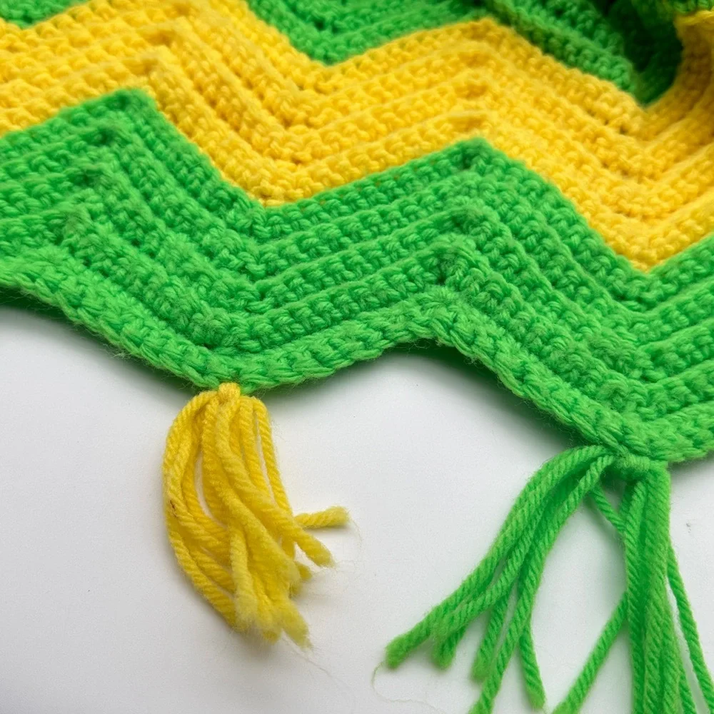 Vintage‎ Handmade Granny Crocheted Throw/Blanket  75” x 90”  Green and Yellow